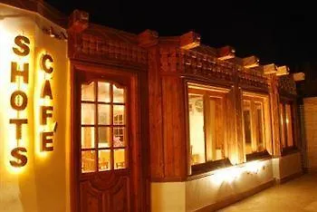 Dyarna Resort
