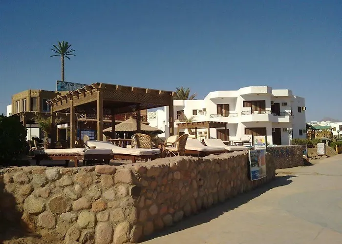 Dyarna Resort 2*