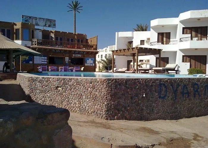Dyarna Resort 2*